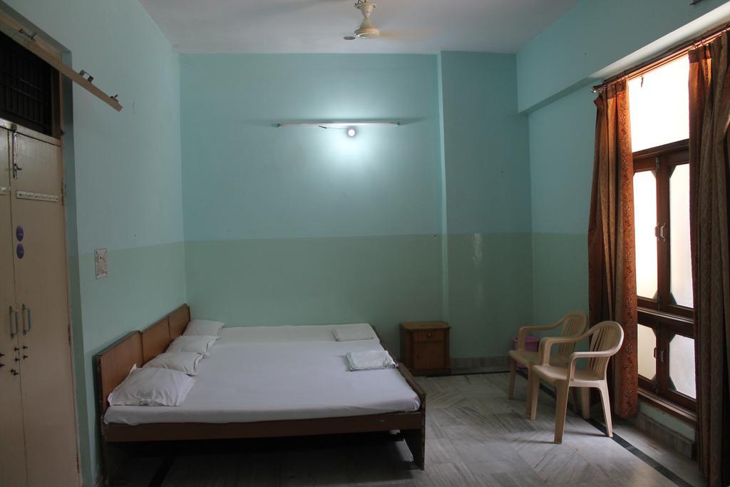 Krishnam Guest House マトゥラー エクステリア 写真